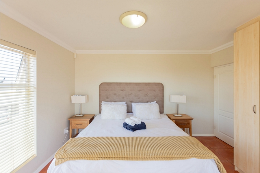 5 Bedroom Property for Sale in Waterfront Western Cape